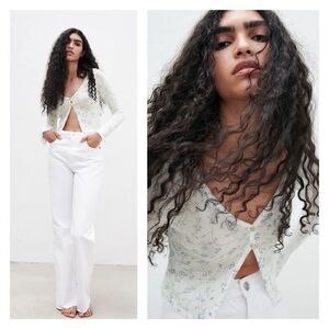 Zara Women's Floral Print Knit V Neck Long Sleeve Crop Top White Blue Size Small